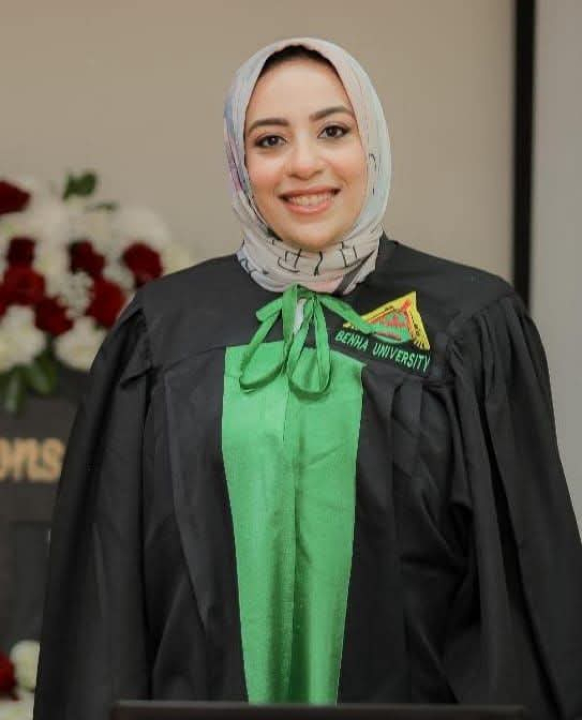 فوز أ. هند سالم السيد .... بجائزة أفضل رسالة ماجستير في مجال العلوم الأدبية والاجتماعية والتربوية والقانونية