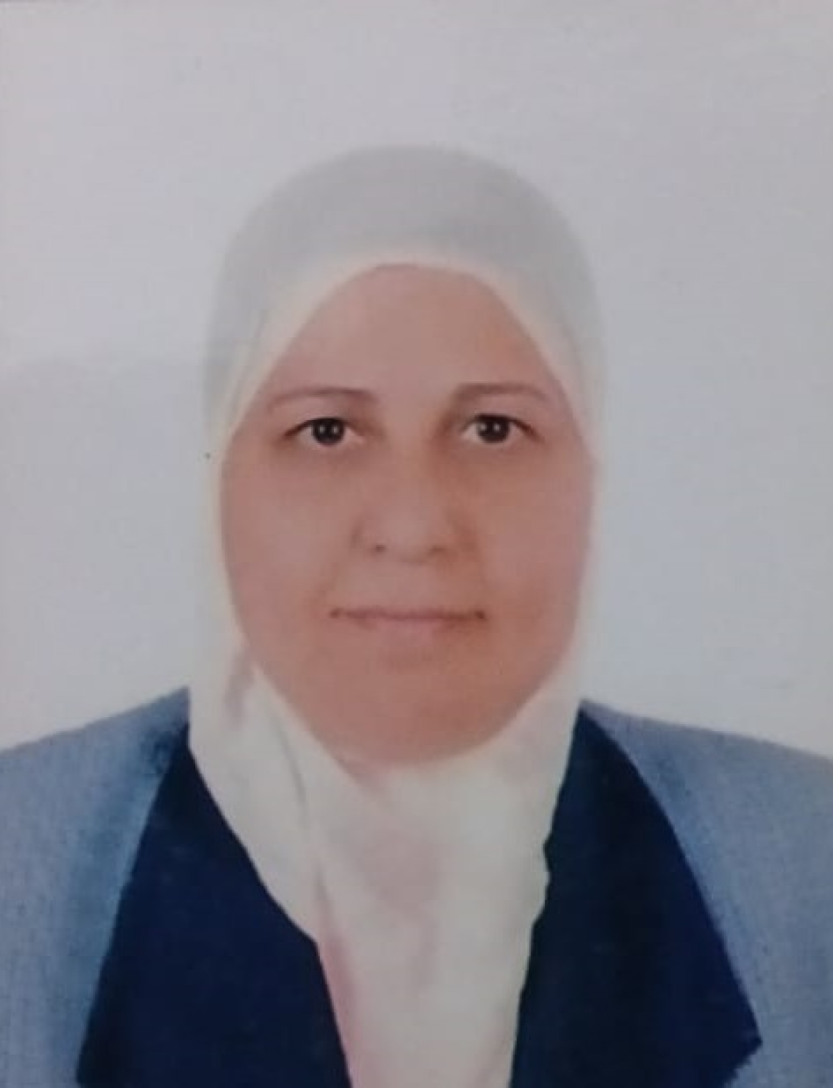 شكر وتقدير للسيدة / ايمان عبد المنصف &quot;مدير شئون التعليم والطلاب &quot;بكلية التجارة جامعة بنها مقدم من الأستاذ الدكتور/ مجدي مليجي عبدالحكيم القائم بعمل عميد الكلية والسادة الوكلاء وأعضاء التدريس والهيئة المعاونة وسعادة مدير عام الكلية والسادة الاداريين