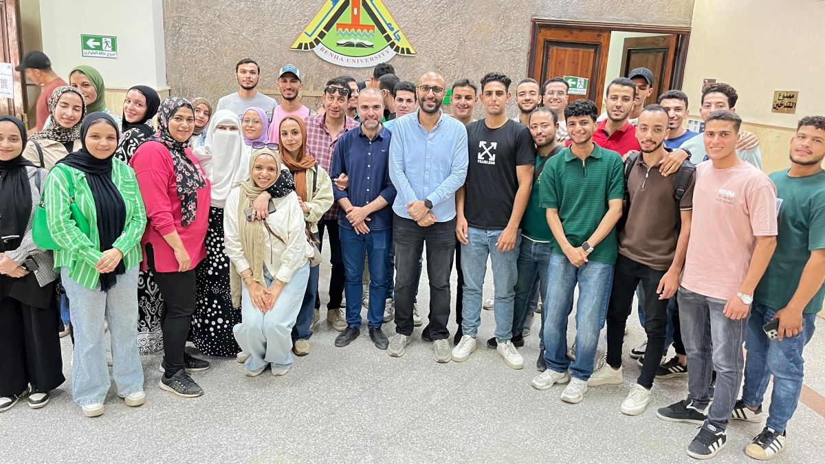 ختام برنامج تدريب طلاب كلية التجارة ( الدفعة الاولى) - جامعة بنها على أنظمة ERP تحت رعاية معالى الاستاذ الدكتور/ ناصر الجيزاوى رئيس الجامعة